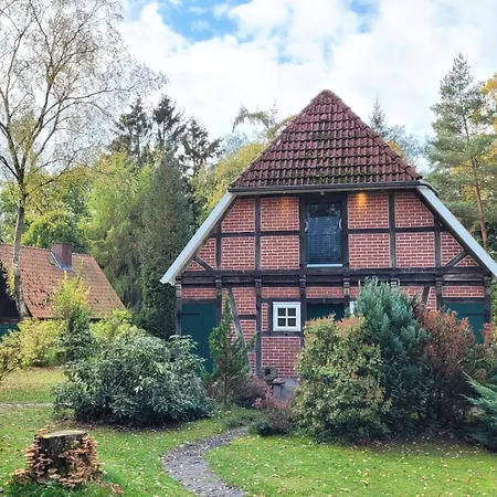 Gut Thansen Gartenhaus *